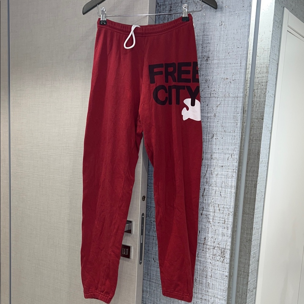 Free City Flow Red Sweatpants With Logo